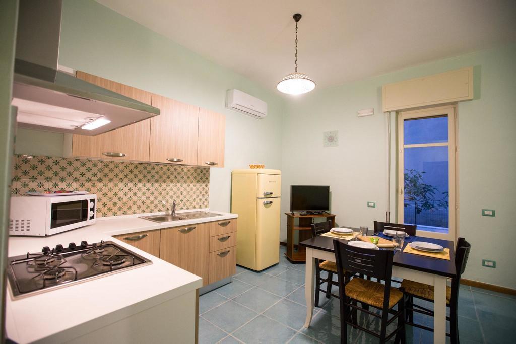 Apartamento Il Nido del sole Cefalú Habitación foto