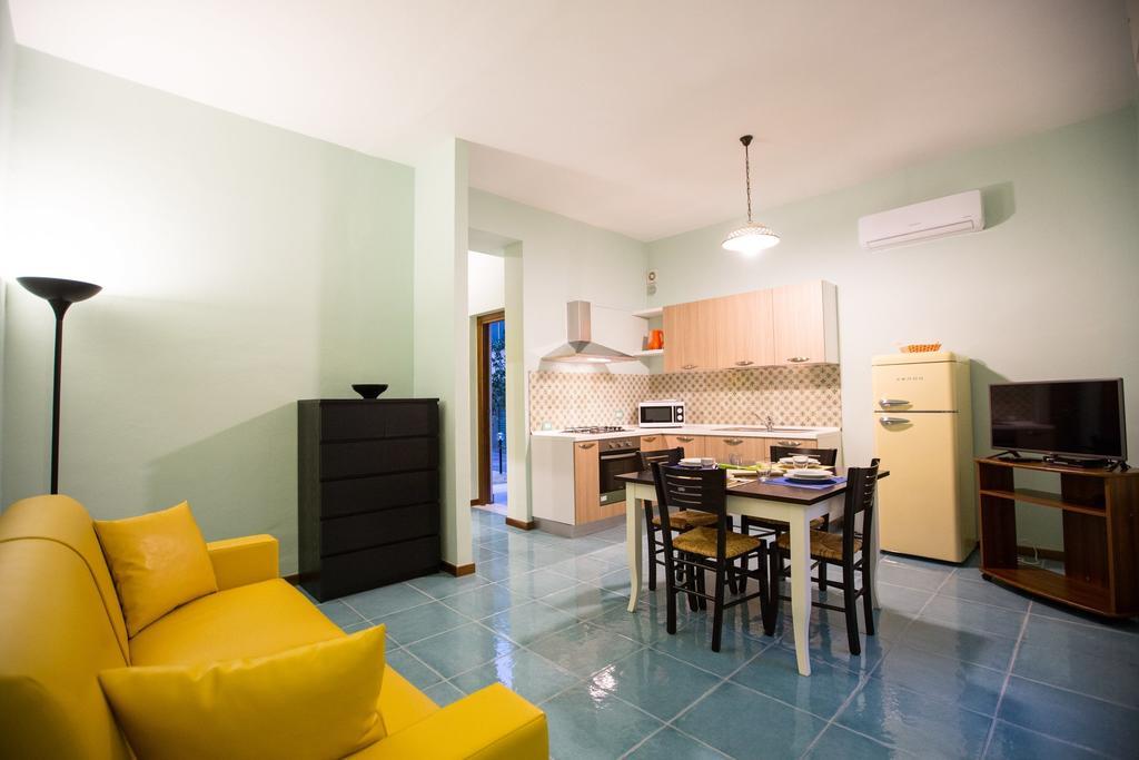 Apartamento Il Nido del sole Cefalú Habitación foto